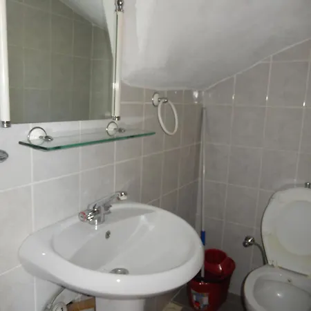 图卢瓦别墅 * 费特希耶